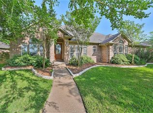 2012 Ravenstone Loop, College Station, TX 77845