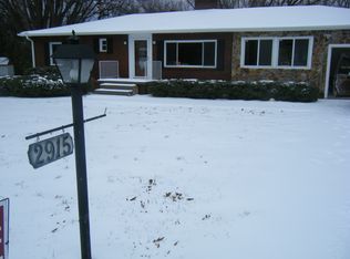 2915 Reynolds Park Rd, Winston Salem, NC 27107