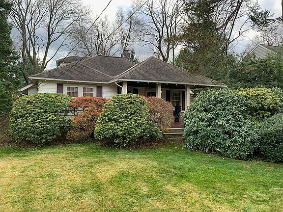 4th image of 74 De Baun Ave