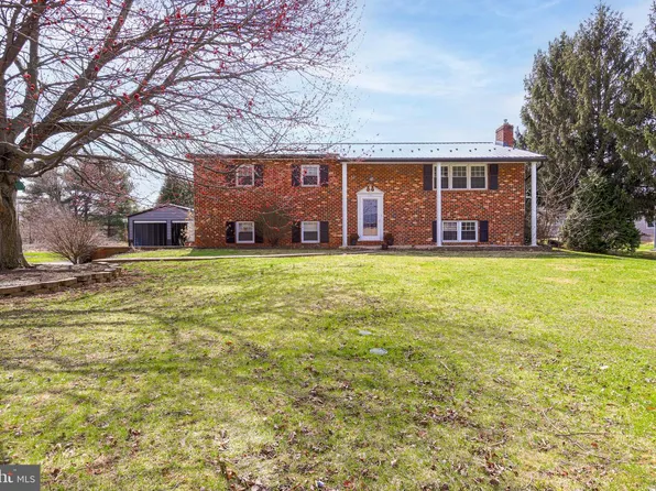 296 Kauffman St, Chambersburg, PA 17202