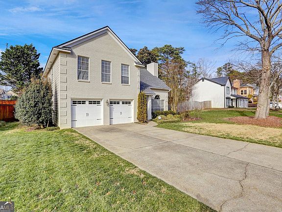 4th image of 4120 Pineset Dr