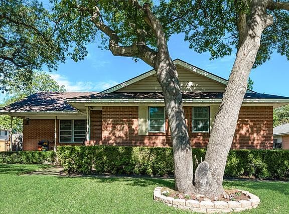 5th image of 2112 Patricia Ln