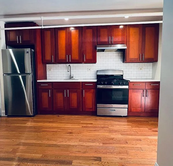 2165 Bogart Ave — Photo 9