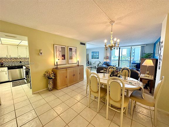 4th image of 3475 N Country Club Dr APT 412