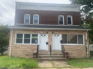 37-39 Tichenor Pl, Montclair, NJ 07042