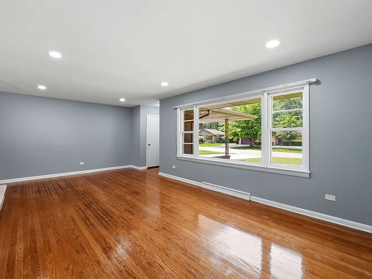 152 Crestwood Dr — Photo 5
