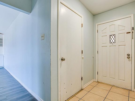 5th image of 1225 Rita Cir