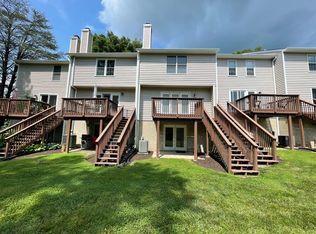 2804 Crestline Ct, Glen Mills, PA 19342