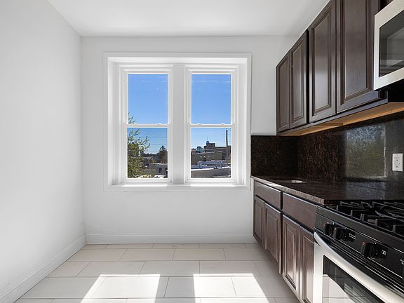 4th image of 62 Beacon Ave APT 204