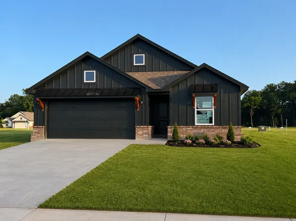 4517 W Van Buren St, Broken Arrow, OK 74011