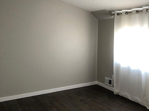 open living/cathedral ceilings/ceiling fan