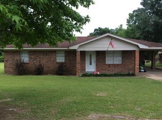 25 Canon Dr, Caledonia, MS 39740