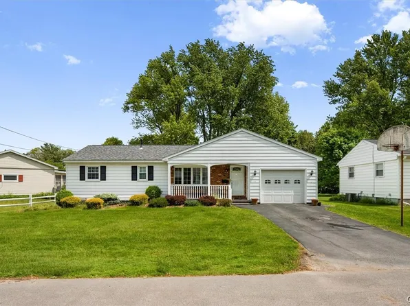 8 Perimeter Rd, Whitesboro, NY 13492