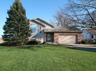 665 Diversatech Dr N, Manteno, IL 60950