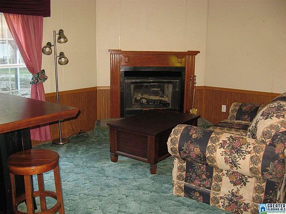 4th image of 1430 White Oak Rd