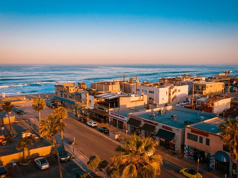 974 Thomas Ave #3 — Photo 8