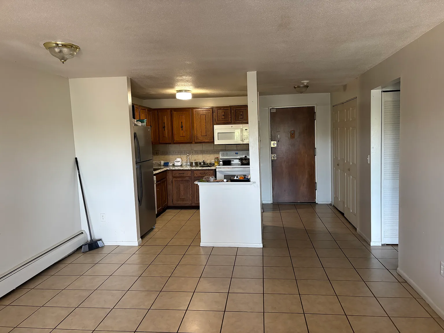 1 bed, 775 sqft, $1,700 — Photo 4