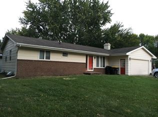 190 Gray Ave, Waukee, IA 50263