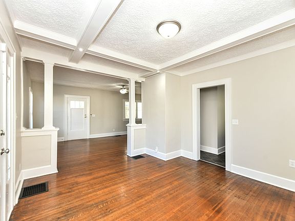 3rd image of 134 N Bosart Ave