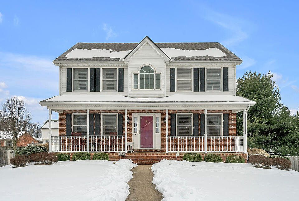 1st image of 516 Sampson Dr
