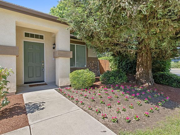 5th image of 6104 W Laura Avenue