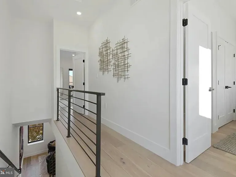516 M St NW #3 — Photo 21