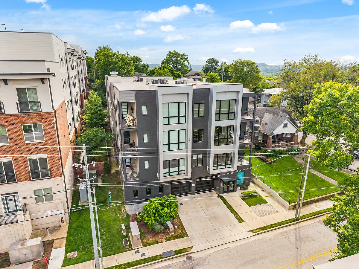 Building Photo - 119 Acklen Park Dr #204