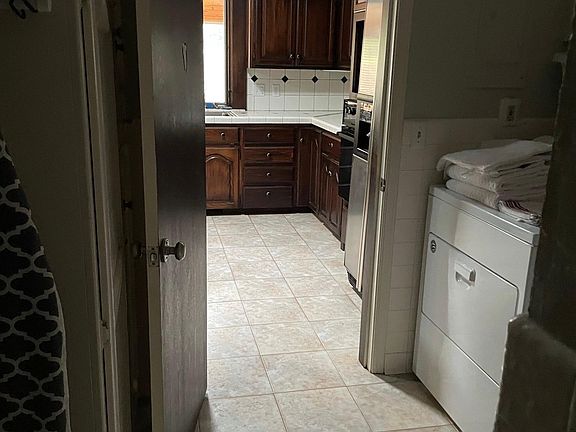 utility room 3rd bedroom