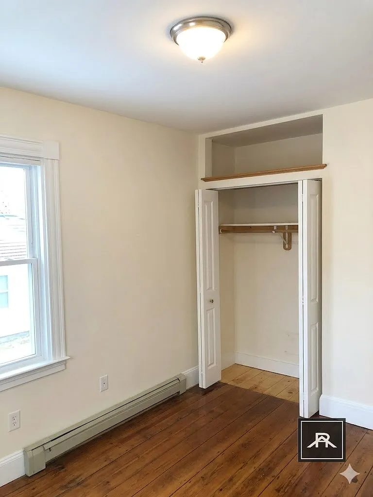 2 bed, 1.0 bath, 875 sqft, $2,975 — Photo 1