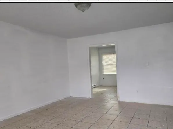 2718 Crescent Ln, Gastonia, NC