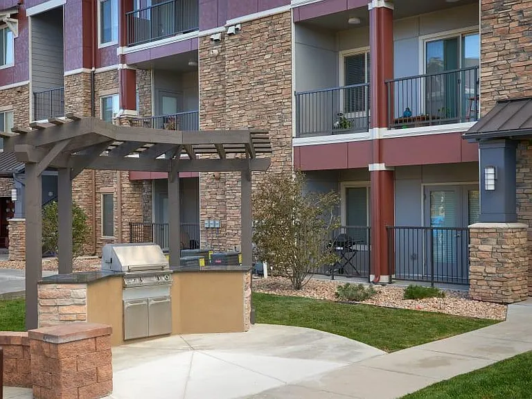 M2 Apartments — Photo 31