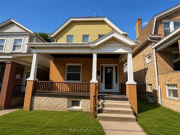 2nd image of 2830 Brentwood Ave