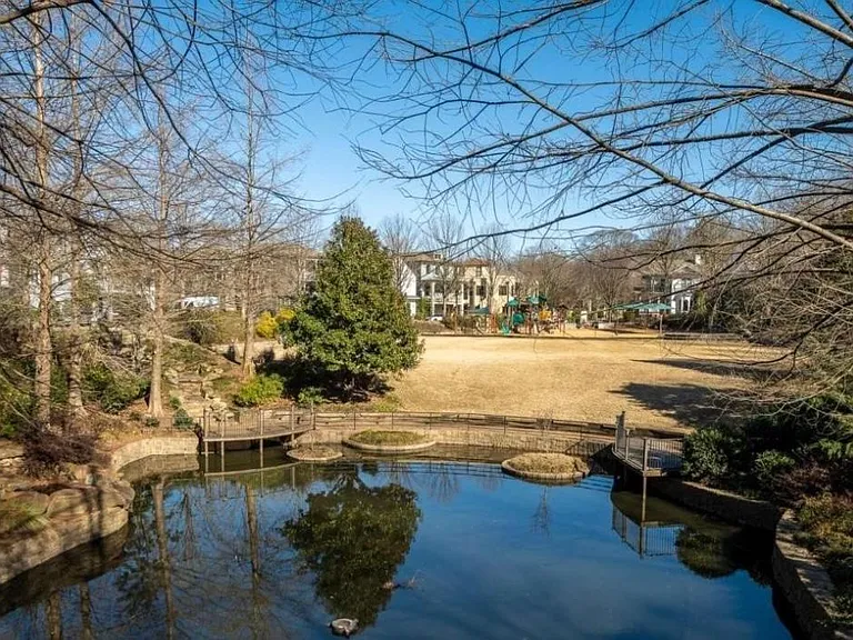 947 N Ormewood Park Dr SE #B — Photo 11
