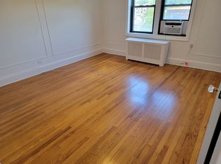 (Undisclosed Address), Larchmont, NY 10538