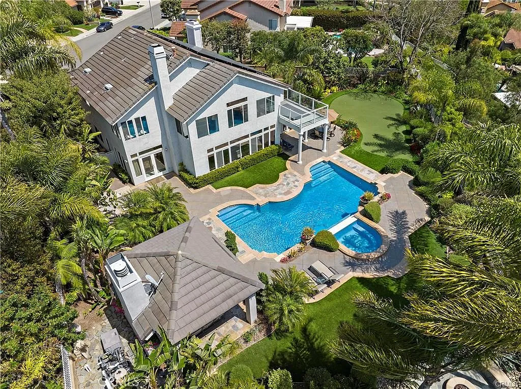 Building Photo - 25606 Stratford Pl