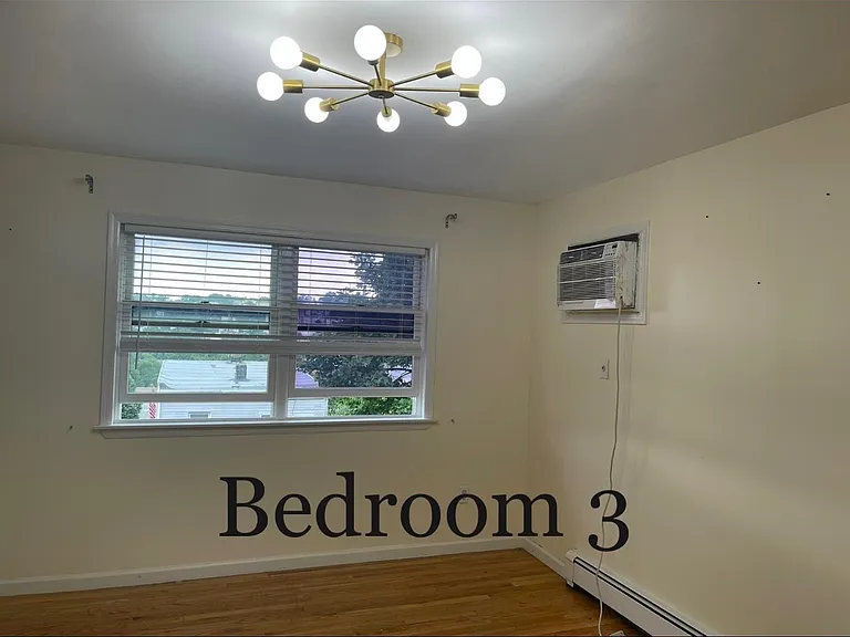 7 Manning Ave #2 — Photo 6