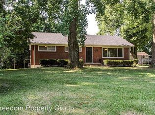 2574 Martin Ave, Shively, KY 40216