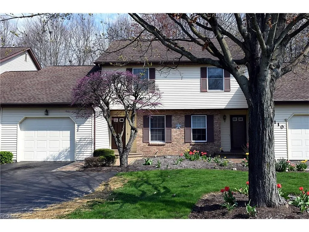 108 Diamond Way photo 1
