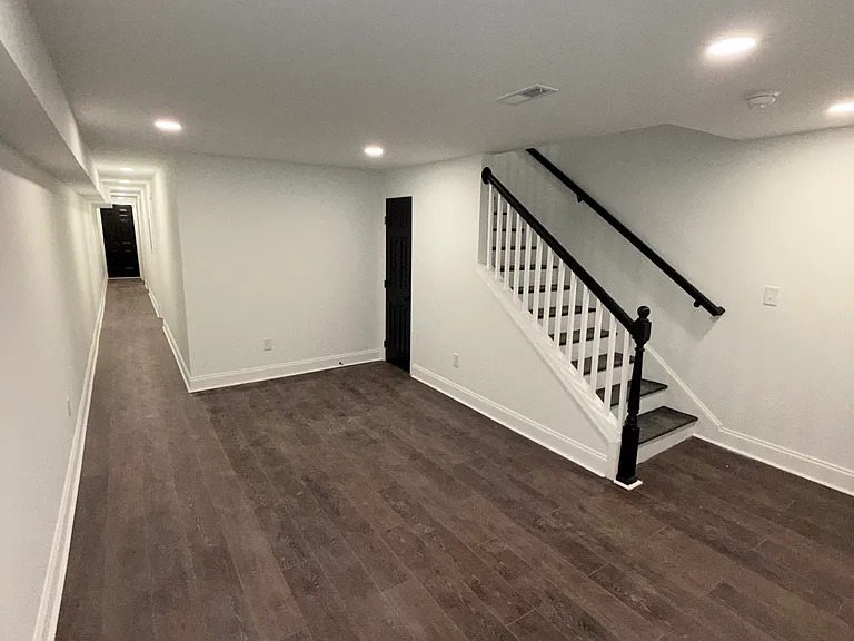 2028 Druid Hill Ave — Photo 28
