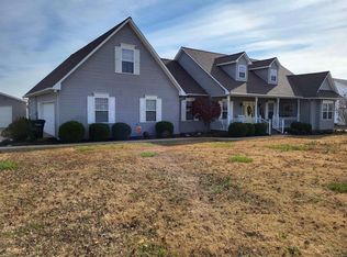 1612 Catron Rd, Union City, TN 38261