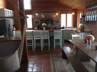 2759 Booth Rd, Honolulu, HI 96813