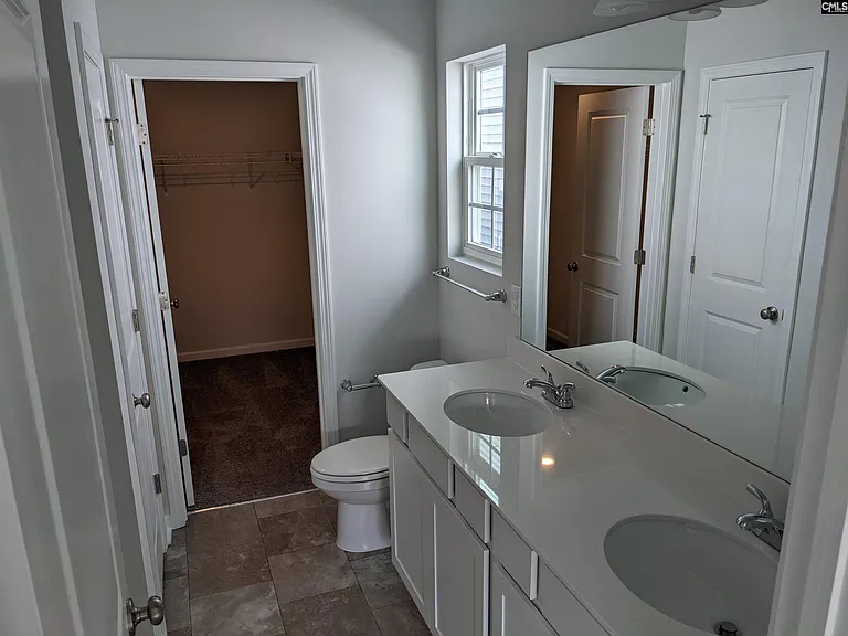 531 Moresby Way — Photo 11