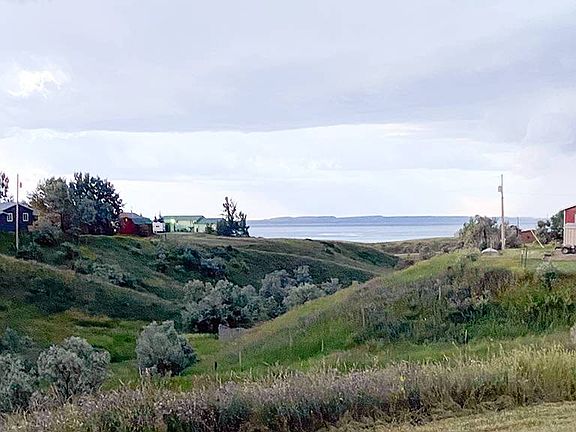 4th image of 207 Pintail Dr W #2&3