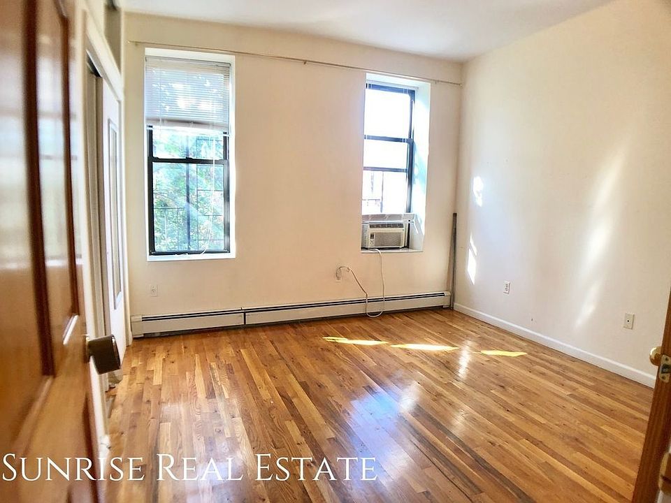 1st image of 372 5th Ave APT 2C