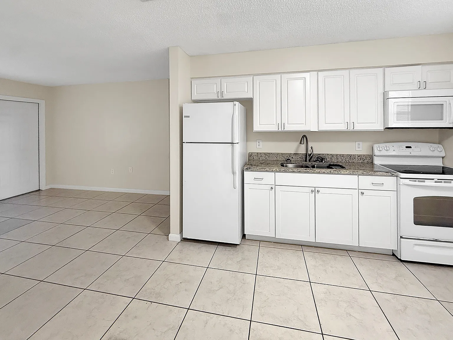 202 2nd Street - F — Photo 4