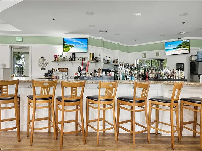 3914 Upolo Ln — Photo 42