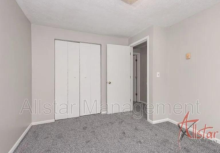 1323 Massachusetts Ave — Photo 9