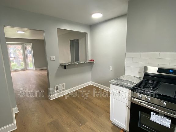 5th image of 1515 Franklin Park S #F3