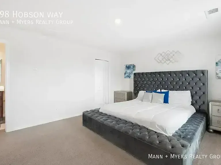 398 Hobson Way — Photo 18