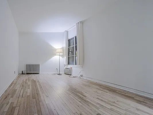 Rented by Keller Williams NYC | media 7